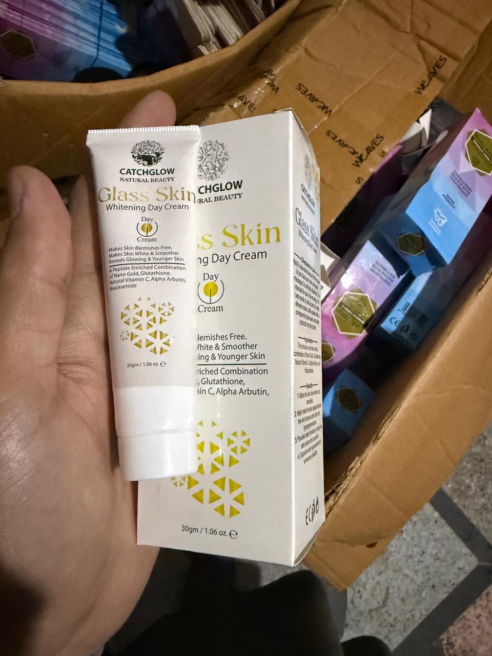 CatchGlow Glass Skin Whitening Day Cream – Brightening & Moisturizing Face Cream for Glowing Skin (30g)